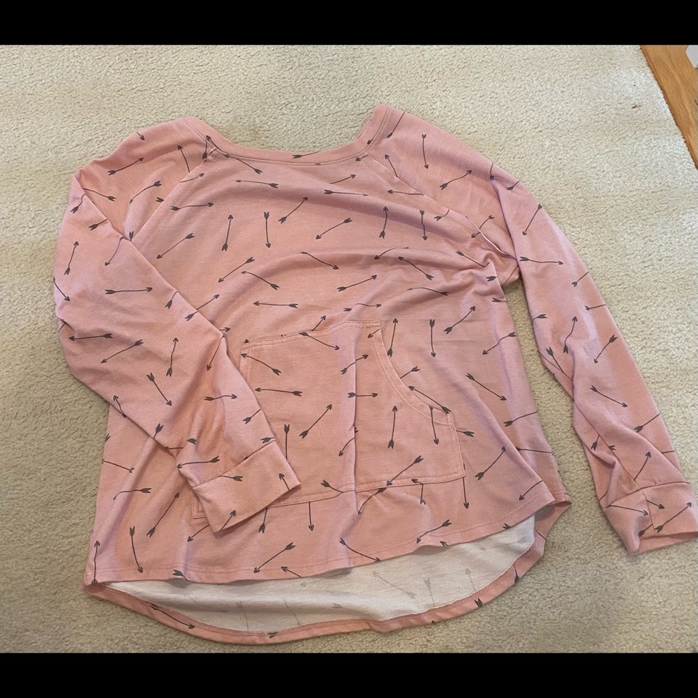 Gently used long sleeve thin sweatshirt size XL/15-17, juniors